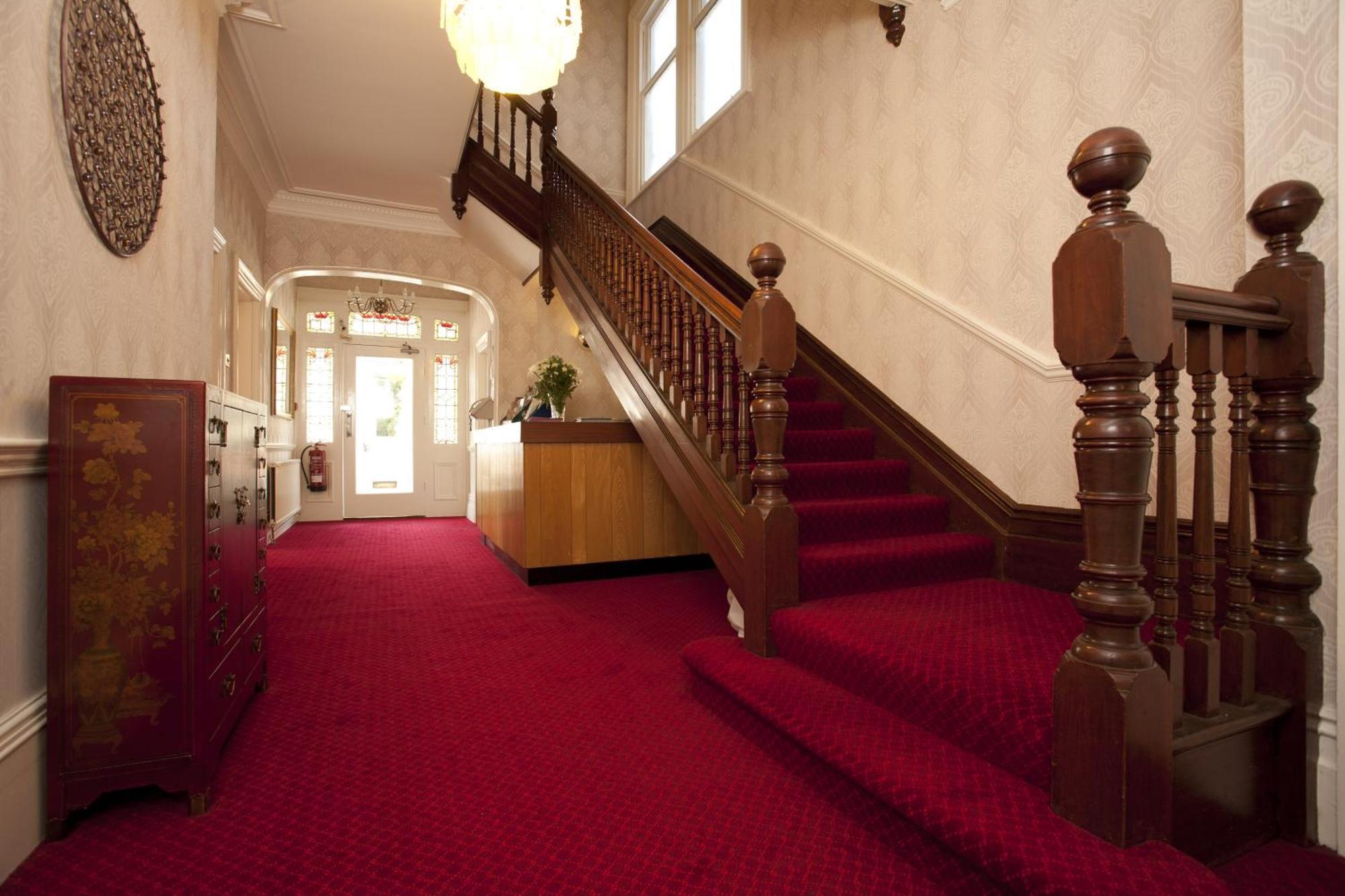 Denewood Hotel Bournemouth Ngoại thất bức ảnh