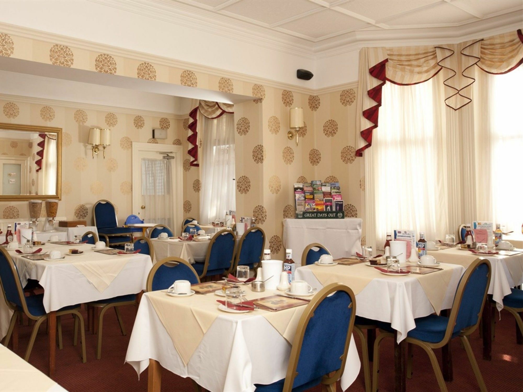 Denewood Hotel Bournemouth Ngoại thất bức ảnh